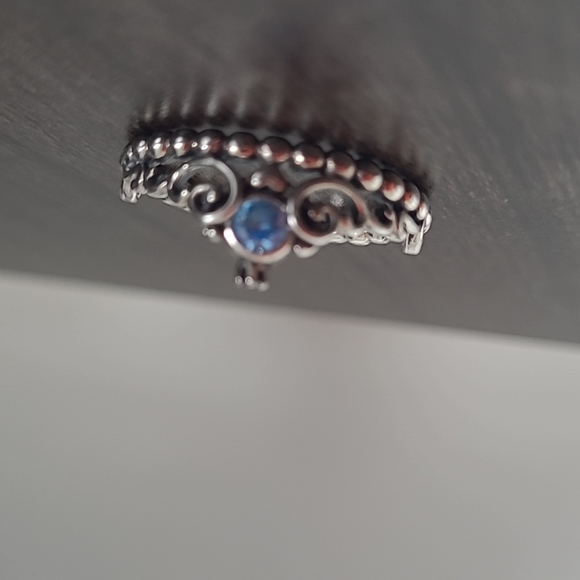 Size 7 - Disney Cinderella Blue Tiara Ring - Picture 3 of 10